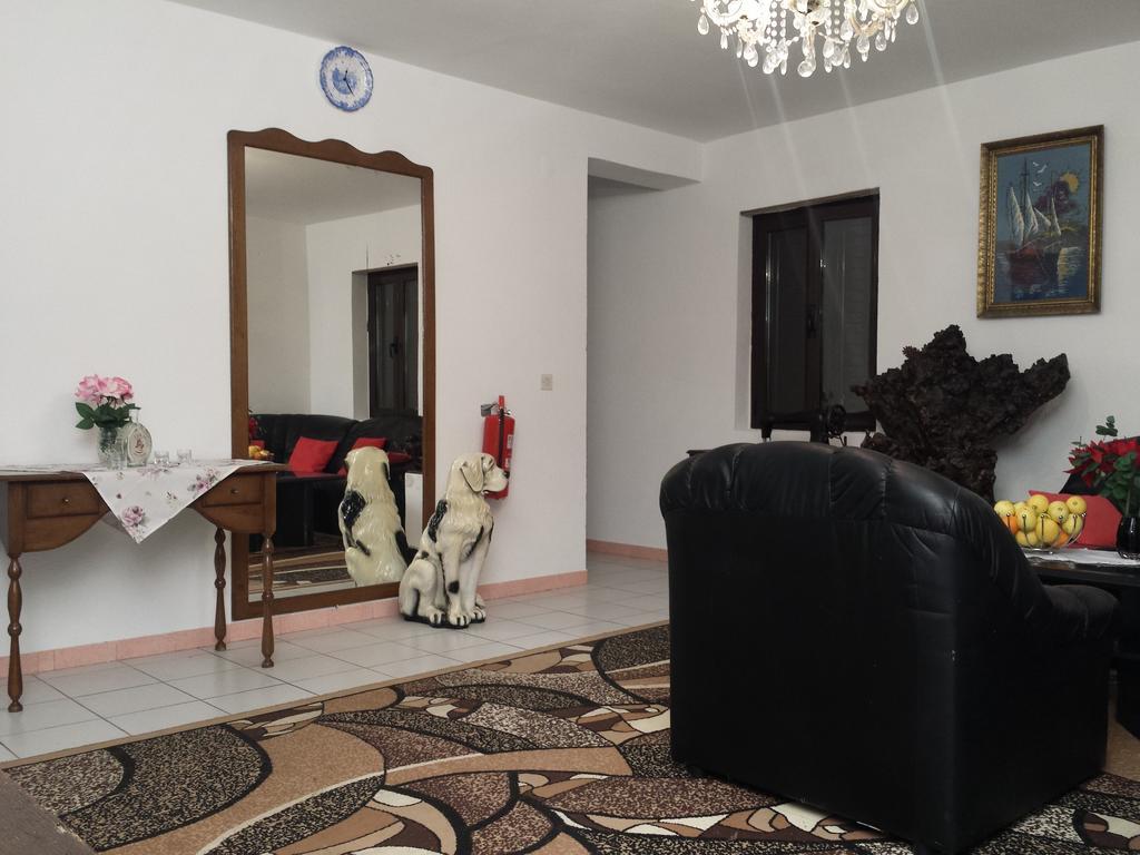 Apartments "Villa Mungos" Sobra Zewnętrze zdjęcie